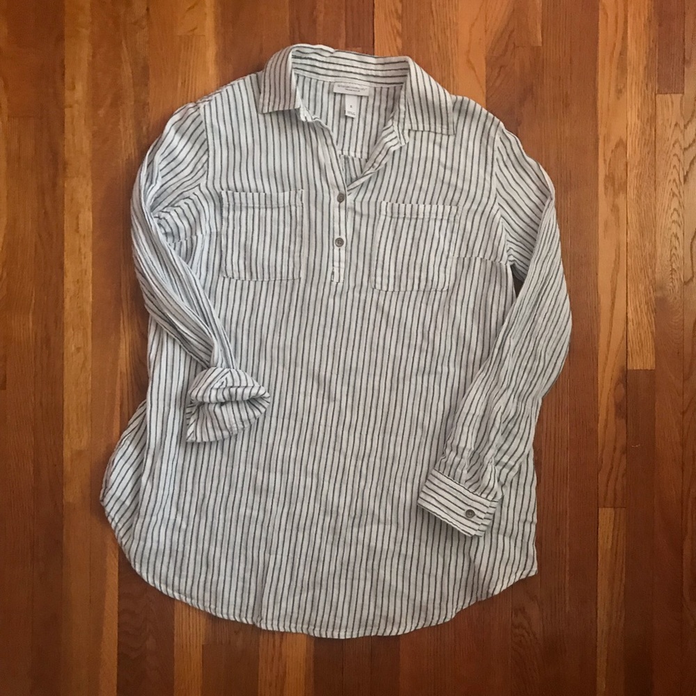 Liz Lange Maternity blouse